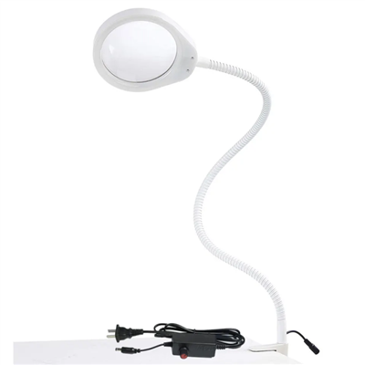 Професионална лупа са светлом